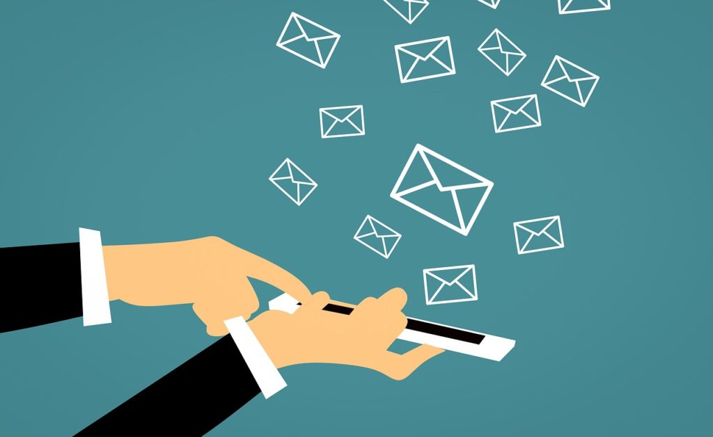 Saving Time And Cost Are Two Hidden Benefit Of Mass SMS
